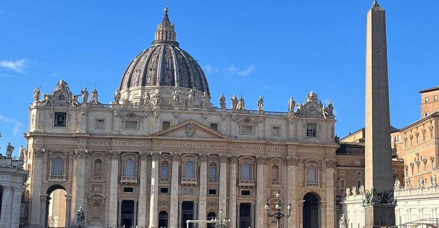 Rome: St. Peter's Basilica and Papal Grottoes Guided Tour - Quick hits: what you should expect from this St. Peter’s tour