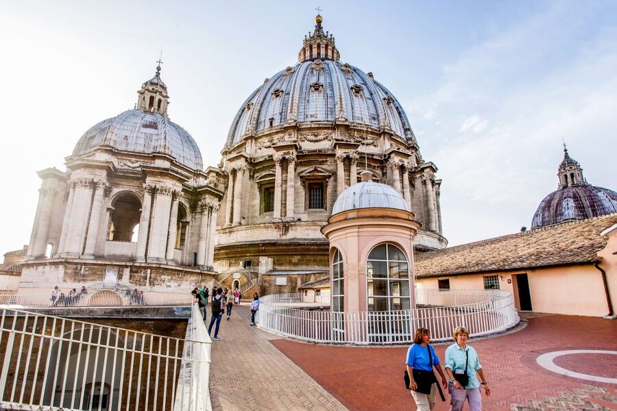 Rome: St. Peter's Basilica & Dome Entry Ticket & Audio Tour - Inside St. Peter’s Basilica: mosaics, Pietà, Baldacchino, and the tomb focus