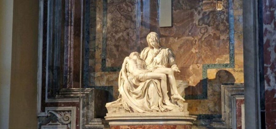 Rome: St. Peter's Basilica, La Pietà, Papal Tombs and Dome - Time After the Main Stops: Square, Vatican City, and a Breather