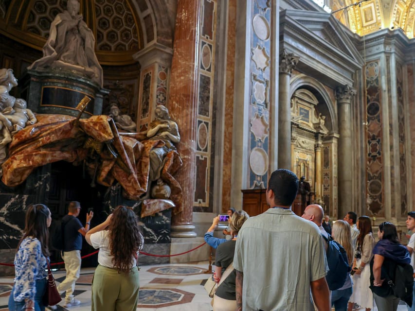 Rome: St. Peter's Basilica, La Pietà, Papal Tombs and Dome - St. Peter’s Square: The Layout That Explains the Vatican