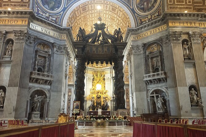 Rome: St. Peter’s Basilica, La Pietà & Papal Tombs Guided Tour - St. Peter’s Square: Bernini’s design tricks and the “why” behind the views