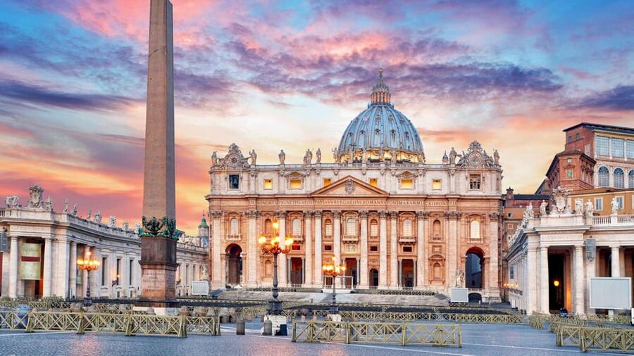 Rome: St Peter's Basilica & Papal Tombs Tour with Dome Climb - Papal Grottoes: the underground space under the central nave