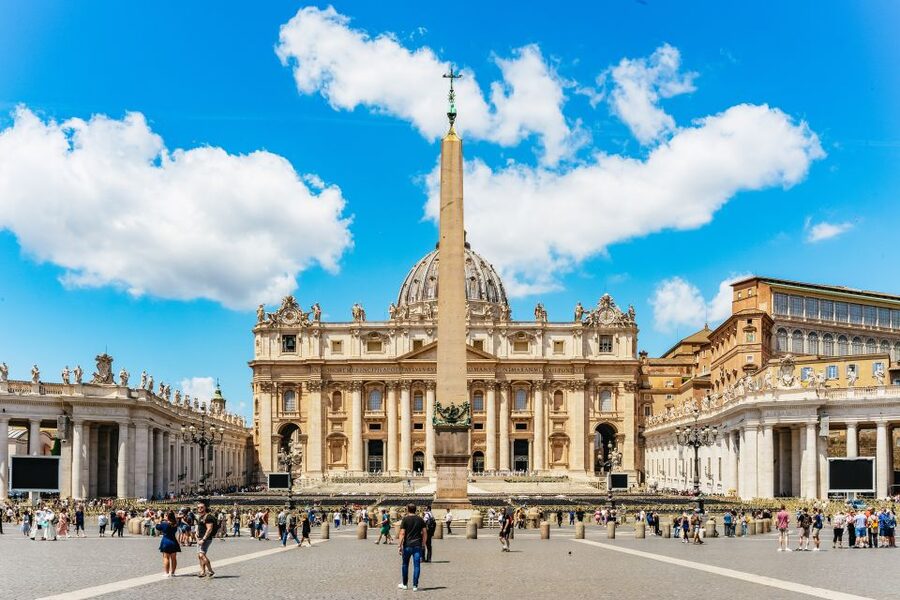 Rome: St. Peter's Basilica, Square and Grottoes Guided Tour - Security Lines and What the Guide Does With Them