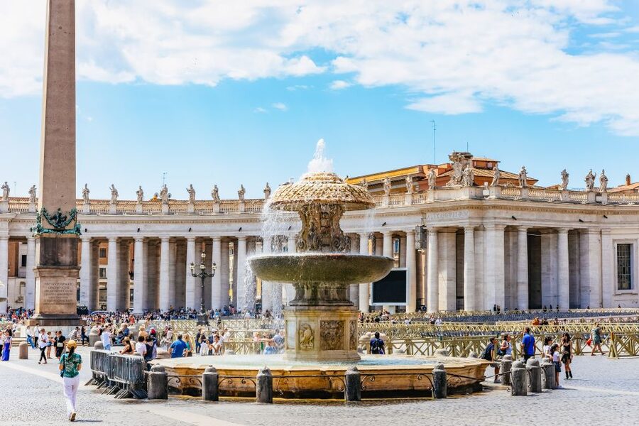 Rome: St. Peter's Basilica, Square and Grottoes Guided Tour - Papal Grottoes Under Vatican City, Where the Names Are the Point