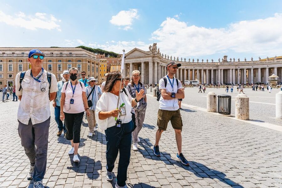 Rome: St. Peter's Basilica, Square and Grottoes Guided Tour - Who This Tour Fits Best, and Who Should Rethink