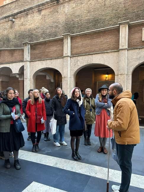 Rome: St. Peter’s Basilica Tour with Vatican Grottoes - Inside St. Peter’s Basilica: Pietà, Baldachin, and the Art You Can Actually Read