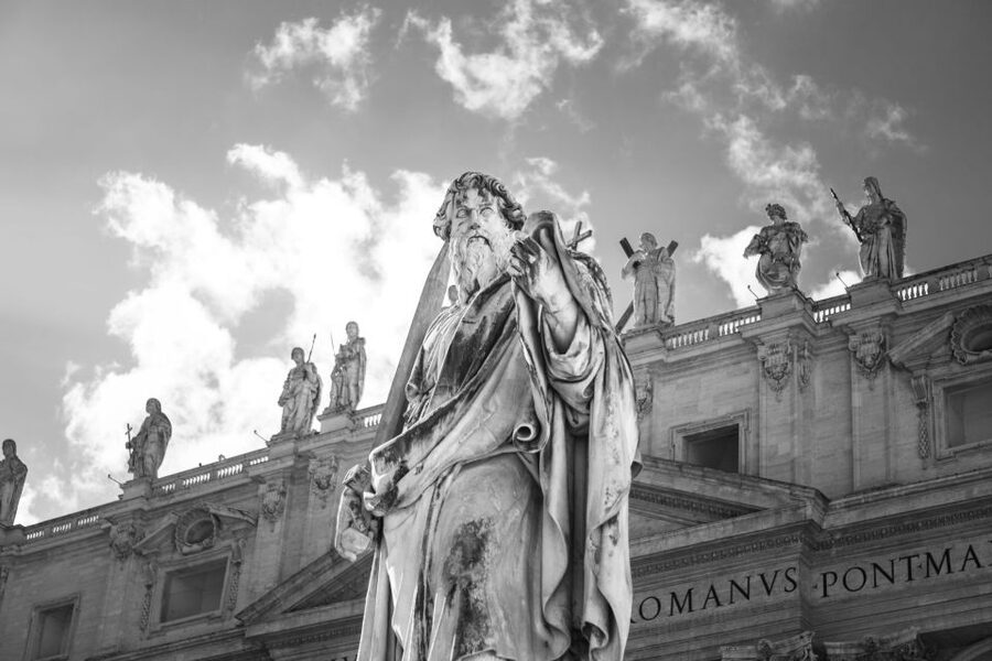 Rome: St. Peter’s Basilica Tour with Vatican Grottoes - Vatican Grottoes Underground: St. Peter’s Tomb and Papal Burial Sites