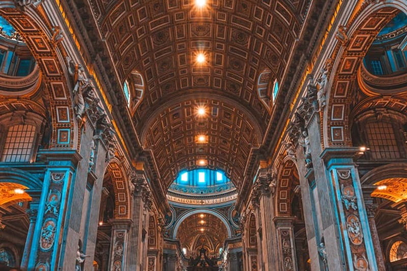 Rome: St. Peter’s Basilica Tour with Vatican Grottoes - What the Guides Do Well: Small Group Pacing and Story-Driven Explanations