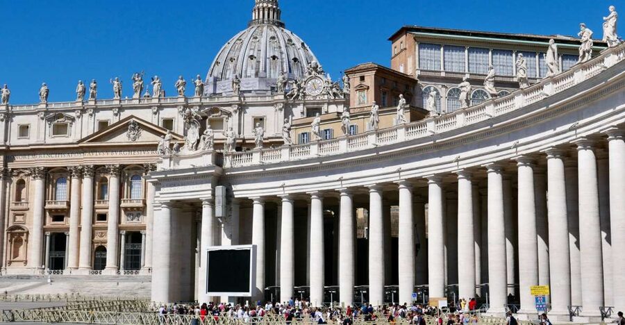 Rome: St. Peter's Basilica with Dome Private Tour - St. Peter’s Basilica: Golden Ceilings, Mosaics, and the Pietà With a Human Guide