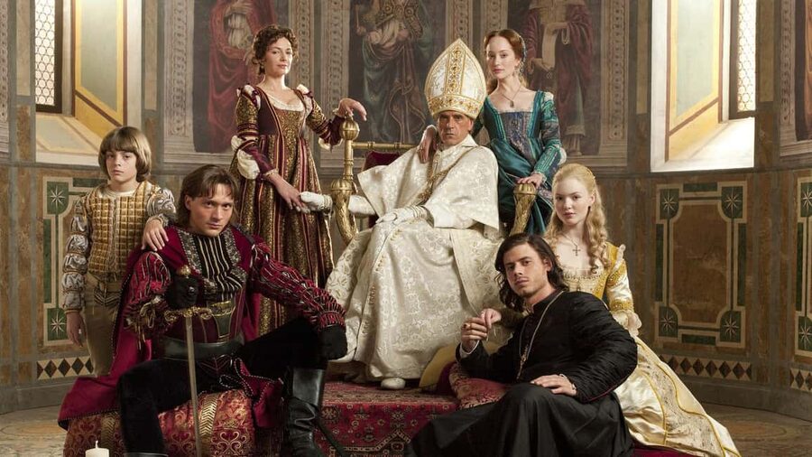 Rome:"The Scandalous Life of The Borgia Family" Walking Tour - Rione Monti and the Art of Seeing Layers