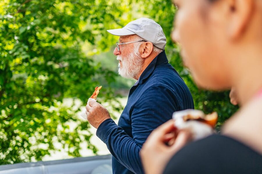 Rome: Tiber River Urban Rafting Tour with Roman Pizza - Gear up at Scalo de Pinedo and actually learn how it works