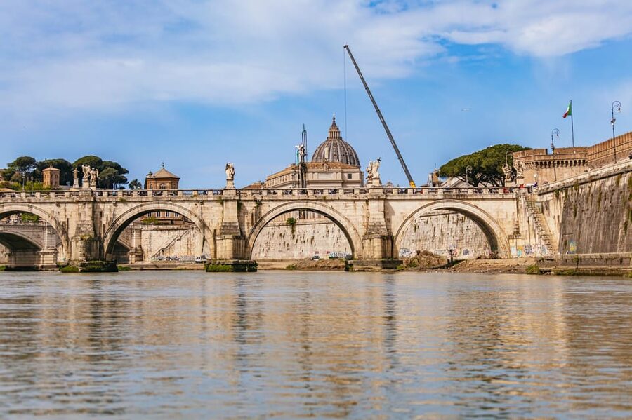 Rome: Tiber River Urban Rafting Tour with Roman Pizza - Finishing near the Tiber Island area, then grabbing your Roman pizza