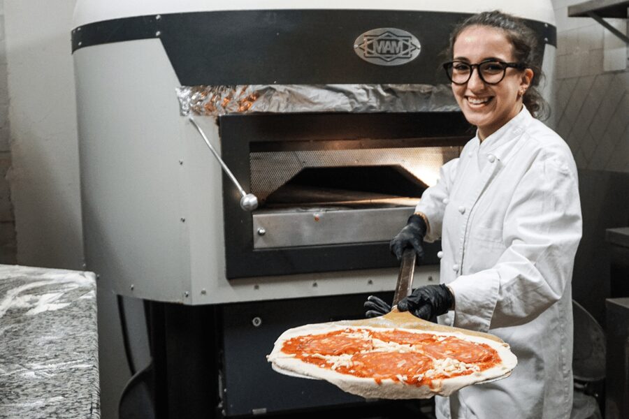 Rome: Traditional Pizza Cooking Class near Piazza Navona - Should You Book This Pizza-Making Class Near Piazza Navona?