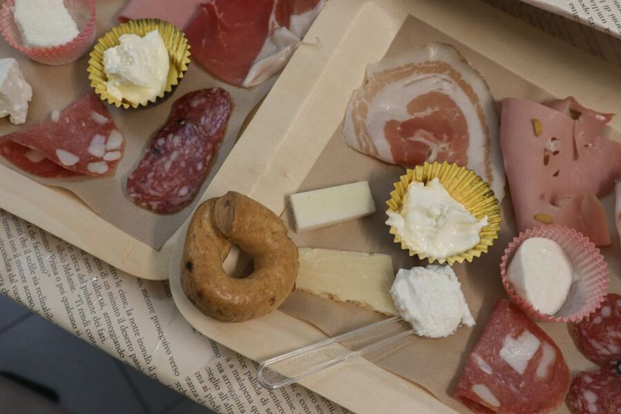Rome: Trastevere and Campo de Fiori Food Tour - The Gelato Finish in Trastevere, Plus the Final Café Moment