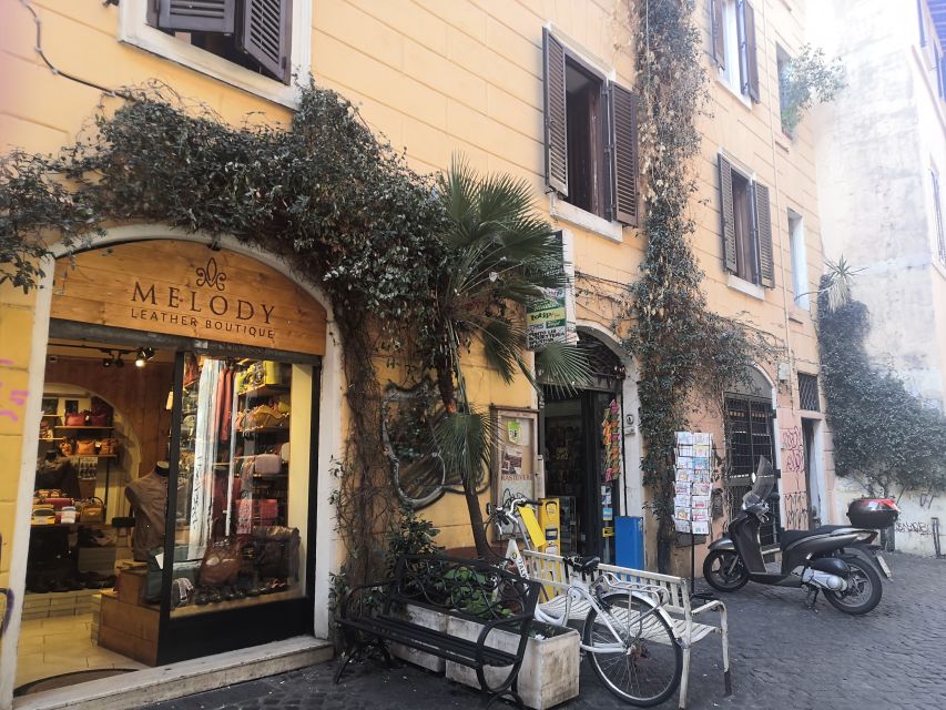 Rome: Trastevere & Campo de Fiori Street Food Walking Tour - Piazza Farnese, Ponte Sisto, and the Scenic Walk Breaks