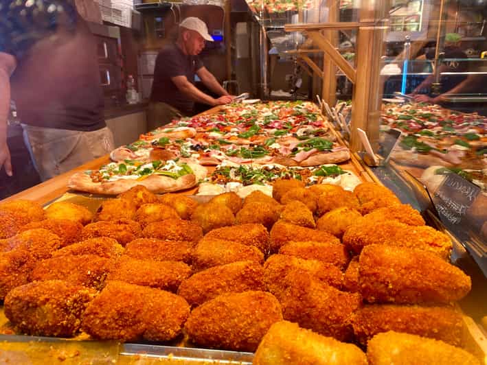 Rome: Trastevere Food Walking Tour with Beer and Wine - Trastevere Food on Foot: Why This 2.5-Hour Walk Works