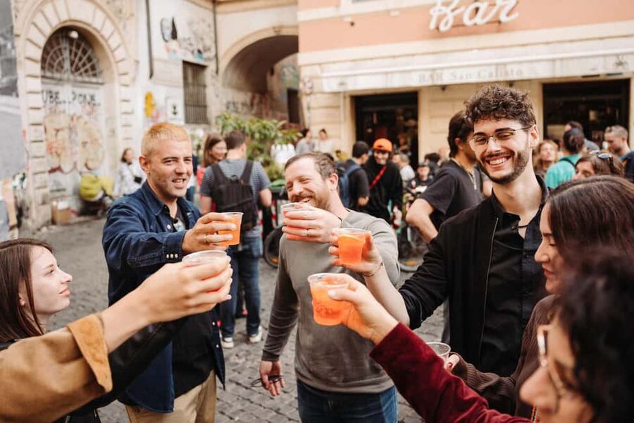 Rome: Trastevere Food, Wine & Spritz Evening Tour - The First Bites: Prosecco, Prosciutto, and a Roman Starter Mood
