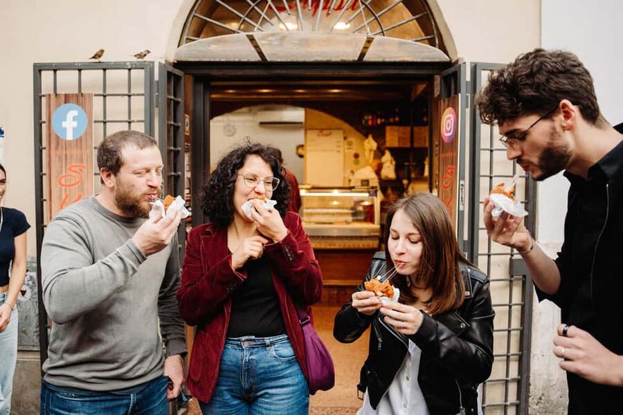 Rome: Trastevere Food, Wine & Spritz Evening Tour - Supplì Roma and Bar San Calisto: Crunchy Classics and the Aperitivo Shift