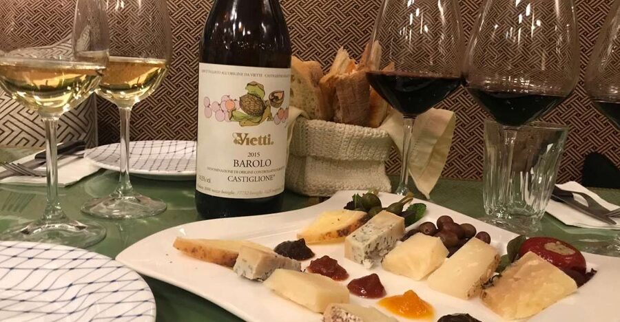 Rome: Trastevere Guided Food and Wine Tour with 20+ Tastings - Key things that make this Trastevere tour worth your time