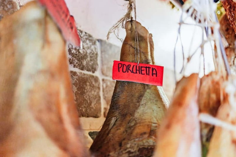 Rome: Trastevere or Jewish Quarter Street Food Tour - Beer, wine, and the stand-and-eat reality
