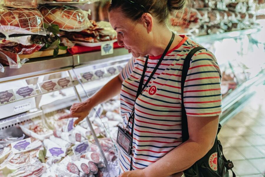Rome: Trastevere or Jewish Quarter Street Food Tour - Pacing, guide style, and why locals name-dropped in reviews matter