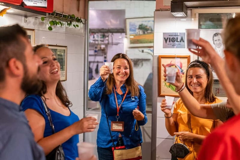 Rome: Trastevere or Jewish Quarter Street Food Tour - Where you meet, how the walk is structured, and why the 2.5 hours works