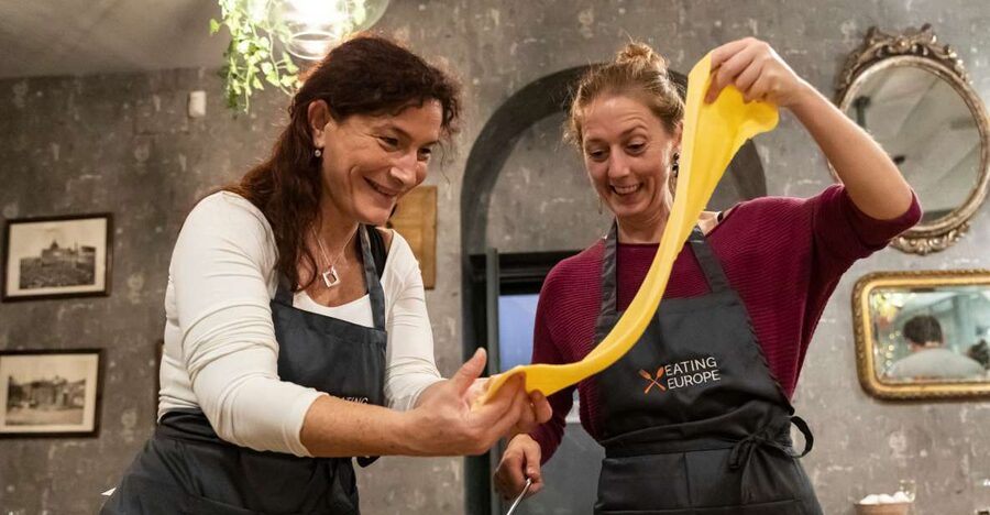 Rome: Trastevere Pasta Making Class - Why Trastevere street food works as your warm-up