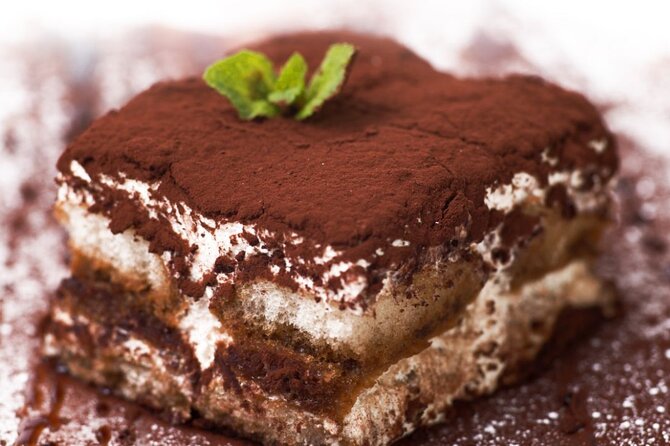 Rome Trastevere Street Food Tour: Eat and Drink Like a Local - Piazza Navona is your tiramisù payoff