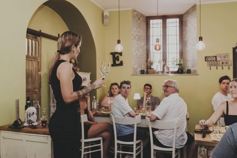 Rome: Trastevere Wine Tasting with Food Pairing and Gelato - Where you meet in Trastevere, and how the walking flow works