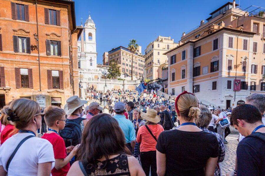 Rome: Trevi Fountain, Spanish Steps & Pantheon Walking Tour - Trevi Fountain stop, history without the coin toss