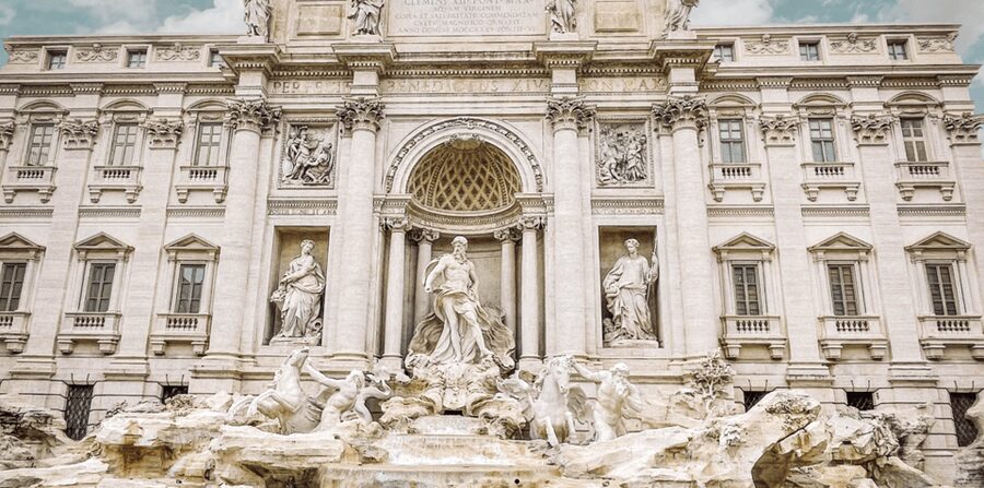 Rome: Trevi Fountain Underground Small Group Tour - Piazza dei Crociferi Meeting Point, and the Start You Should Not Mess Up