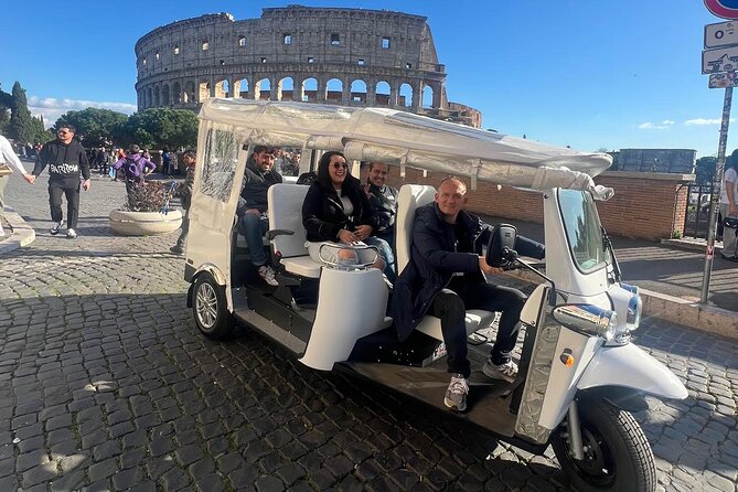 Rome:Tuk-Tuk Private Tour of the City Center - Should you book this Rome electric tuk-tuk tour?