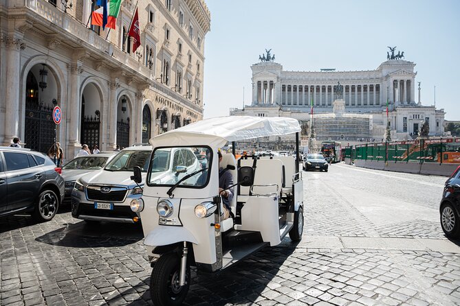 Rome Tuk-tuk Tour with Hotel Pickup and Prosecco - Spanish Steps, Pincio viewpoint, and Piazza del Popolo