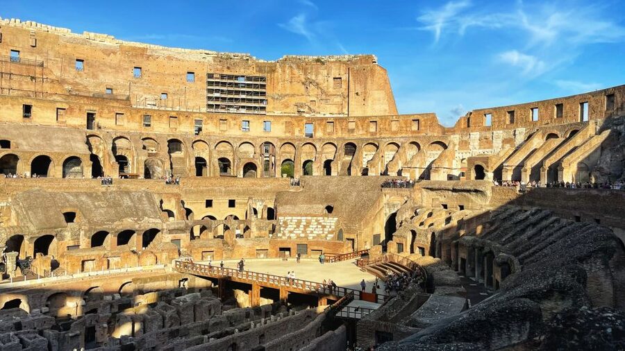 Rome: Ultimate Colosseum, Roman Forum & Palatine Hill Tour - Palatine Hill: emperors’ palaces and the Romulus legend