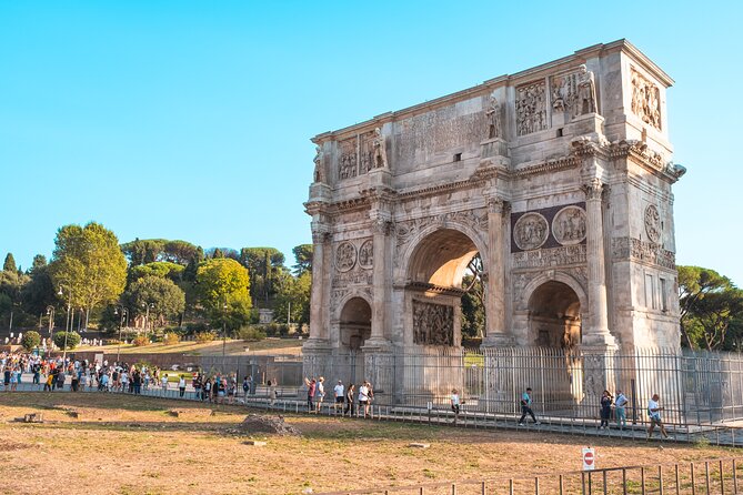 Rome Unforgettable Highlights by Golf Cart Tour - Colosseum and Piazza Venezia: seeing ancient power up close