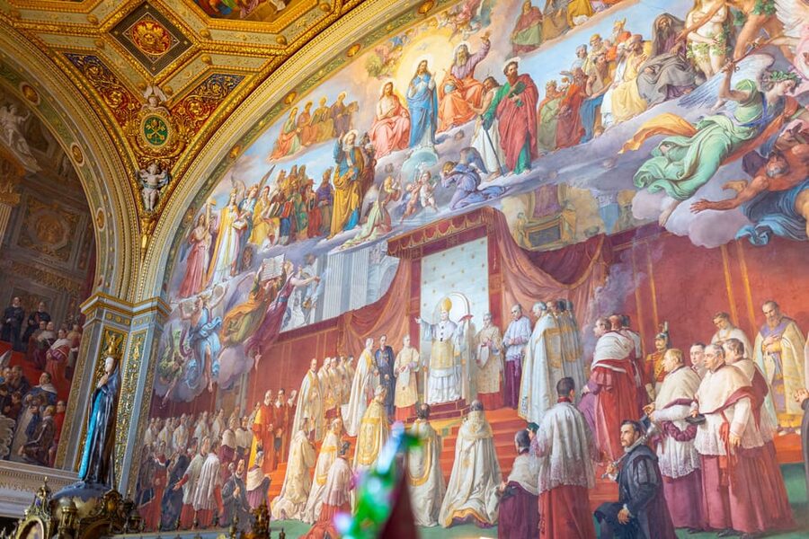 Rome: Vatican and Colosseum Guided Experience - Colosseum time: what the guide helps you notice