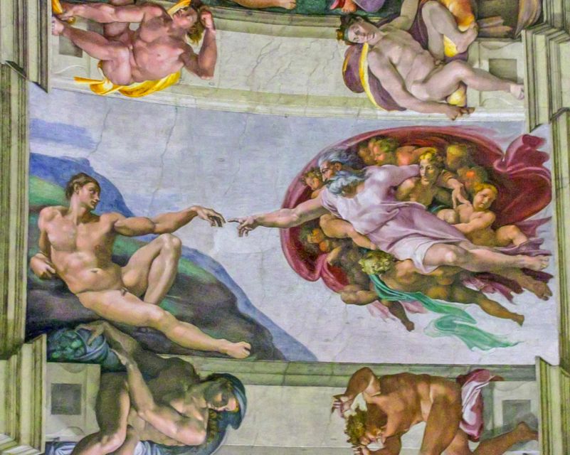Rome: Vatican and Sistine Chapel Tour with VIP Entrance - Crowd navigation and guide quality: the real VIP feeling