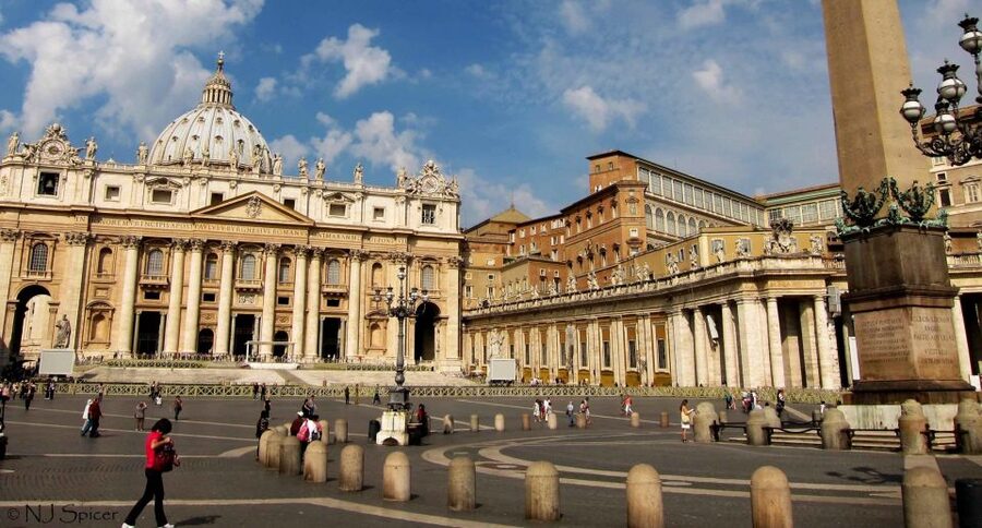 Rome: Vatican City and Catacombs Full-Day Guided Tour - What’s included, what’s not, and what to pack