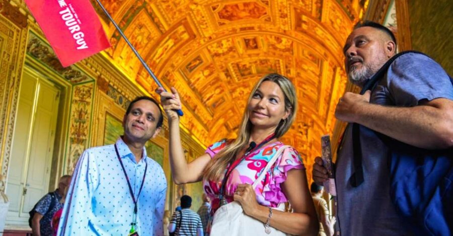 Rome: Vatican Evening Tour with Sistine Chapel and Museums - Meeting point, start time, and what the first 10 minutes feel like