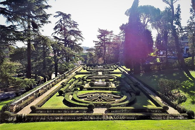Rome: Vatican Museums and Gardens Private Tour - Pick up included - Sistine Chapel: 20 minutes, big ideas, and strict photo rules