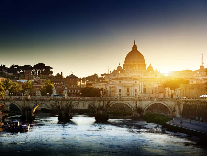 Rome: Vatican Museums and Sistine Chapel Guided Tour - What this tour feels like in real life, loud moments included