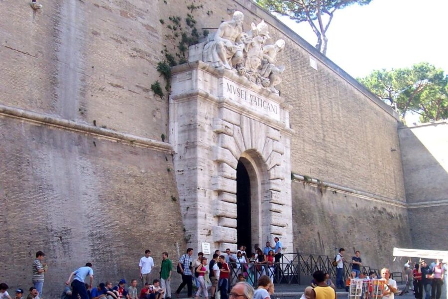 Rome: Vatican Museums and Sistine Chapel Small Group Tour - Sistine Chapel: Michelangelo’s ceiling, with context first