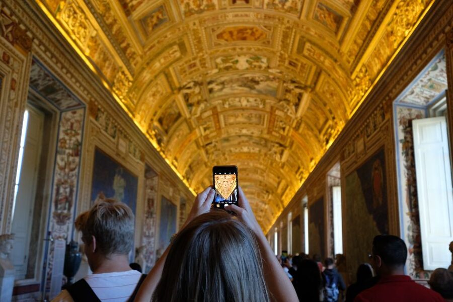 Rome: Vatican Museums and Sistine Chapel Tour - Gallery of Tapestries and Gallery of Maps: where the museum becomes understandable