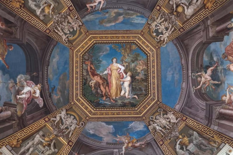 Rome: Vatican Museums & Sistine Chapel Skip-the-Line Tour - Guides, pacing, and what stands out from the experience style