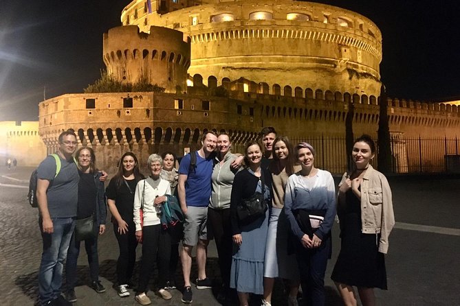 Rome: Vatican Night Tour - What guides seem to do best on this tour