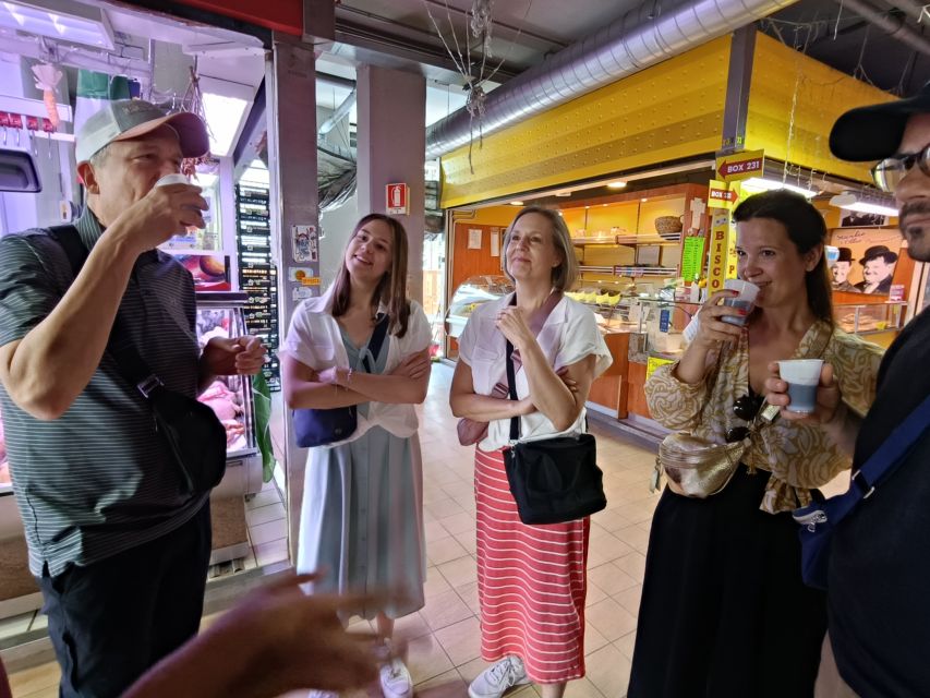 Rome: Vatican Street Food and Wine Tour with Farmers Market - Trionfale farmers market: the tasting engine of the whole trip
