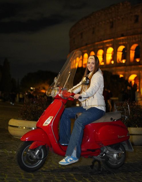 Rome: Vespa Scooter Night Tour with Pro Photographer - Piazza Navona to the Janiculum, With Views Worth Chasing