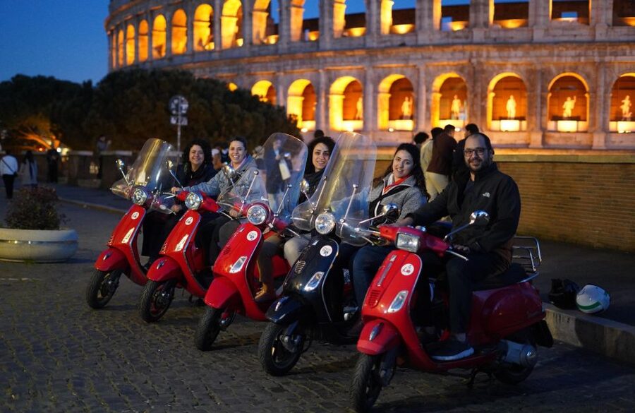 Rome: Vespa Scooter Night Tour with Pro Photographer - Safety, Pace, and What the Best Guides Do