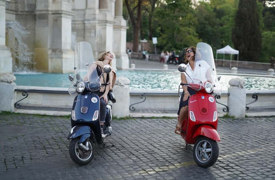 Rome: Vespa Sightseeing Tour with 25 Professional Pictures - Price and value check: why this costs $67.97 and what you’re really paying for