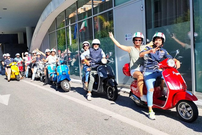 Rome Vespa Small Group Sightseeing Tour, 3 Hour Experience - Small group setup, meeting point, and how the ride works